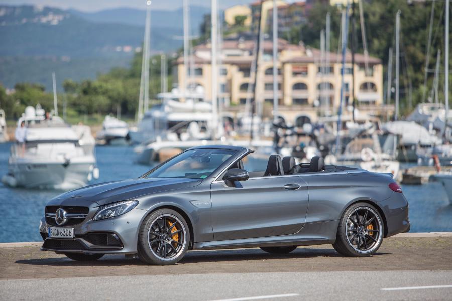  Mercedes-AMG C63 S Cabriolet 2016 года  (фото 14 из 52)